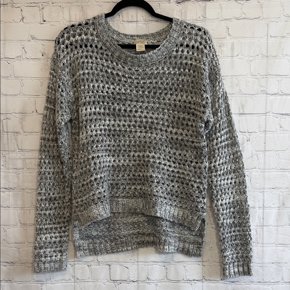 Eyelash Couture Gray Textured Knit Sweater Women’s Size XL